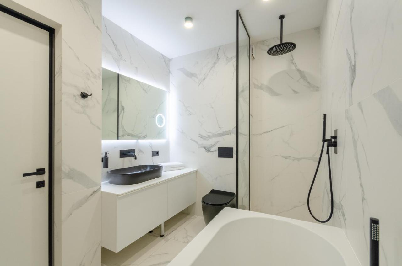 קייב Petrovdom 23-173 In Stylish Apartments At Rc מראה חיצוני תמונה