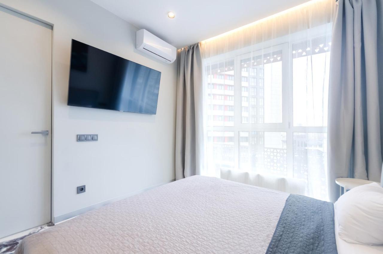 קייב Petrovdom 23-173 In Stylish Apartments At Rc מראה חיצוני תמונה